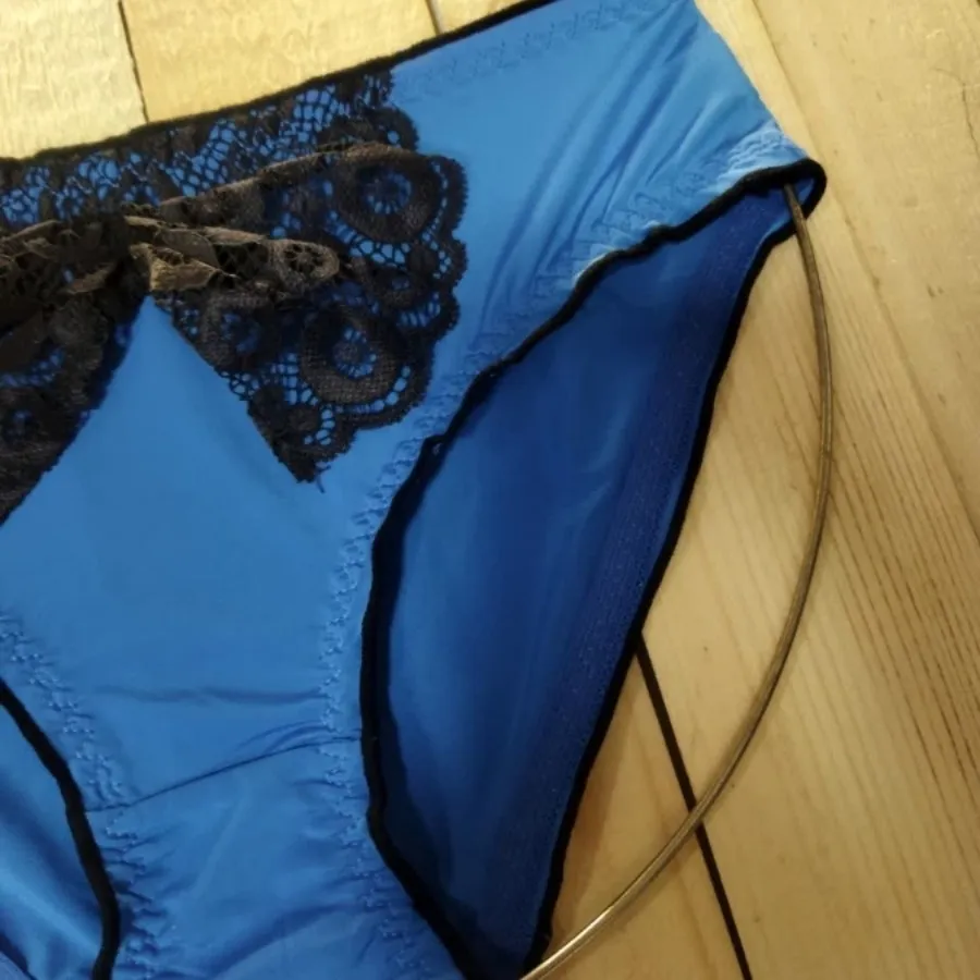 شورت لیزری جلو پاپیون