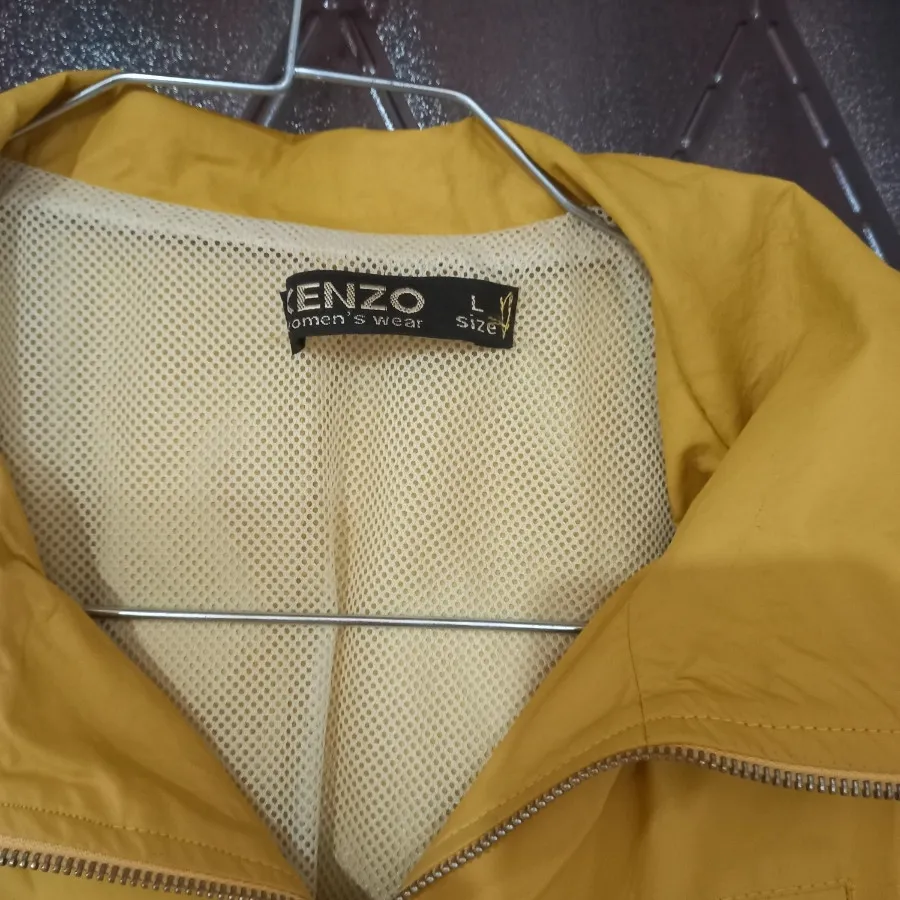 بارونی رنگ خردلی