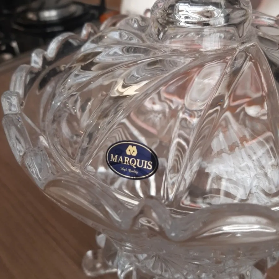 شکلات خوری کریستال