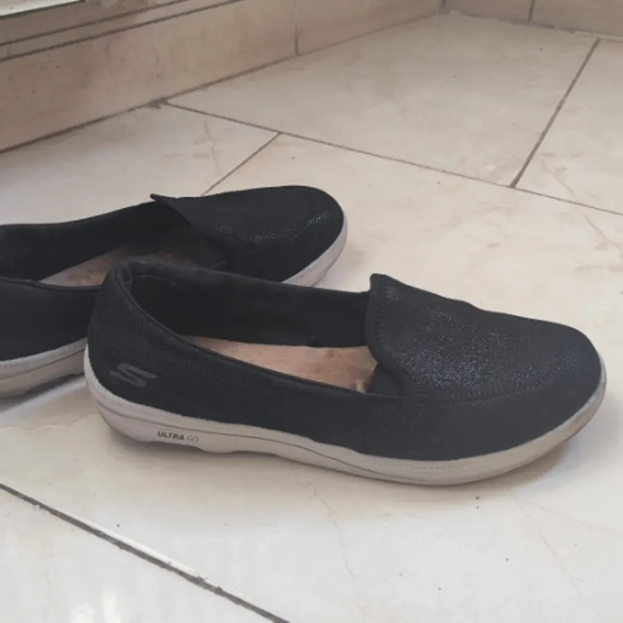 کفش اسکیچرز اصل