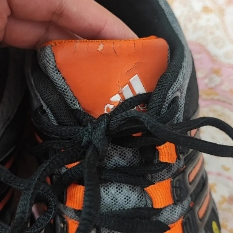 کفش ادیداس ویتنام