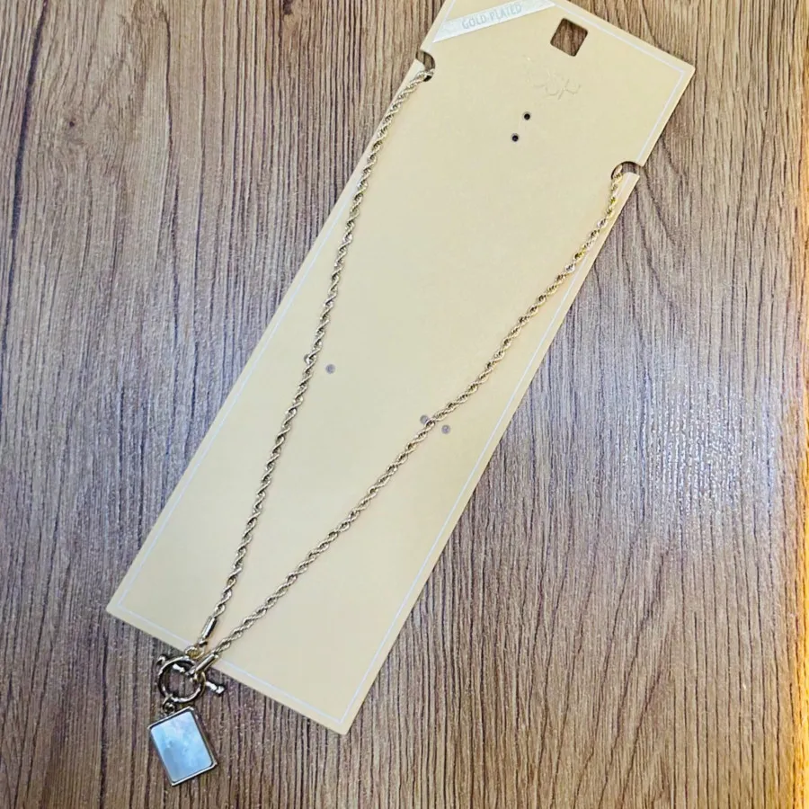 گردنبند قفل تی آویز سنگی