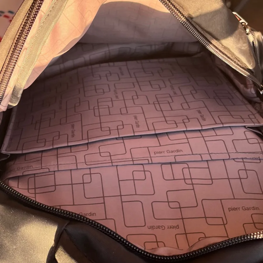 کوله پشتی pier Cardin