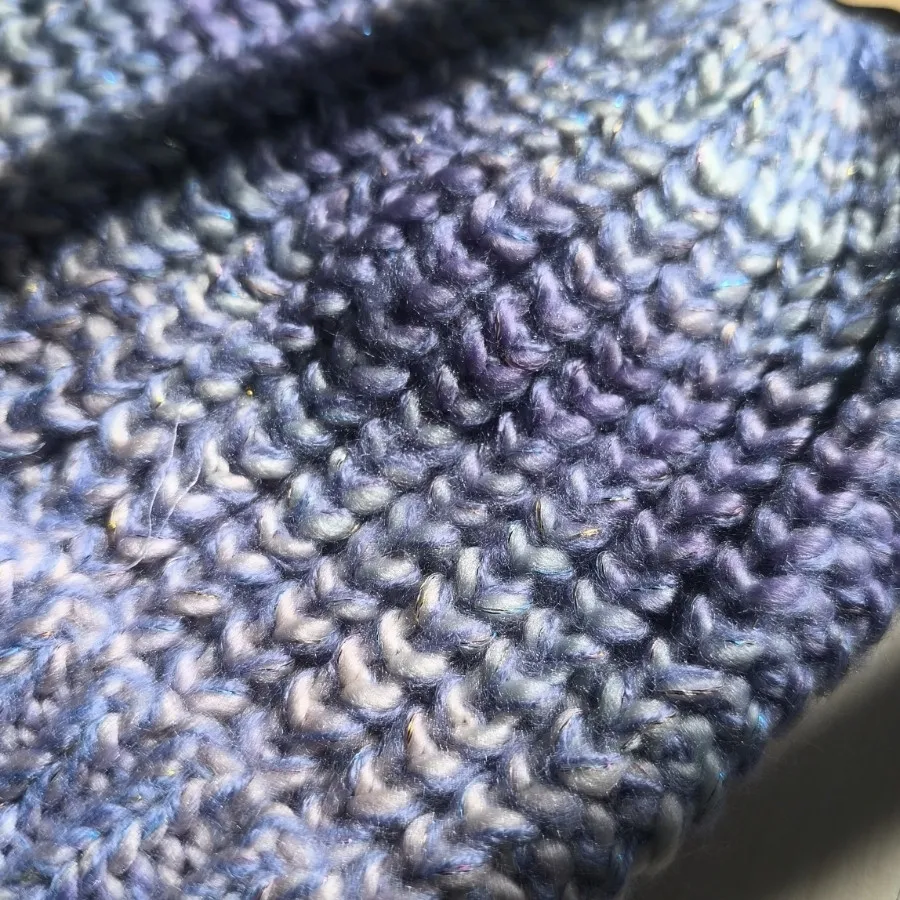 کلاه پشمی طیف بنفش و آبی