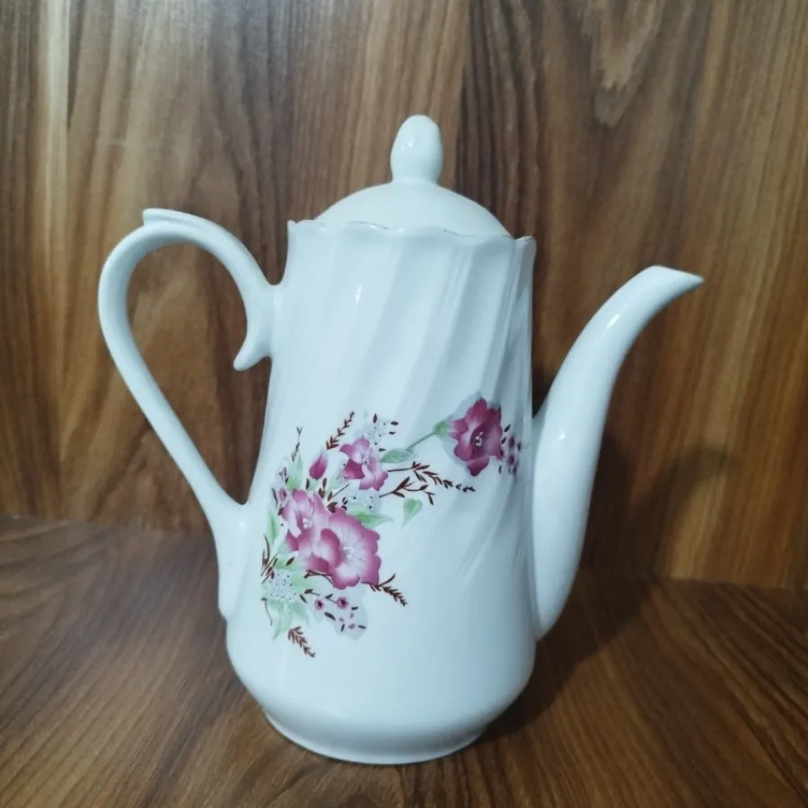 قوری شیر ،گل عروس