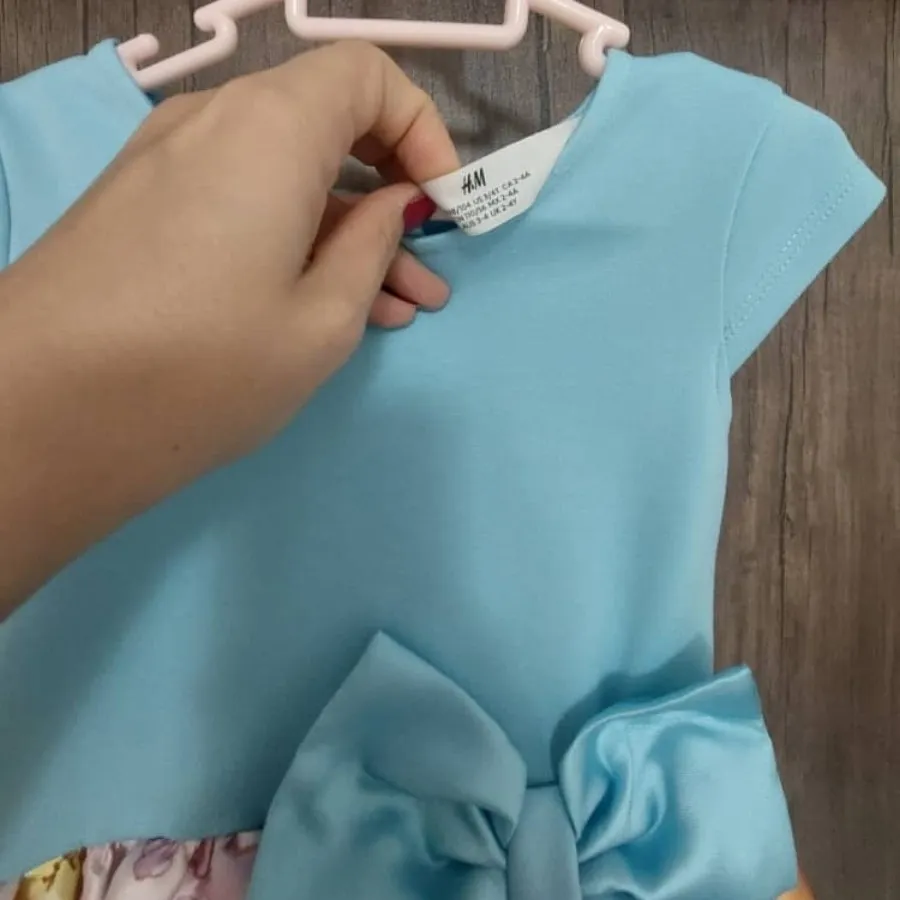 پیراهن دخترانه