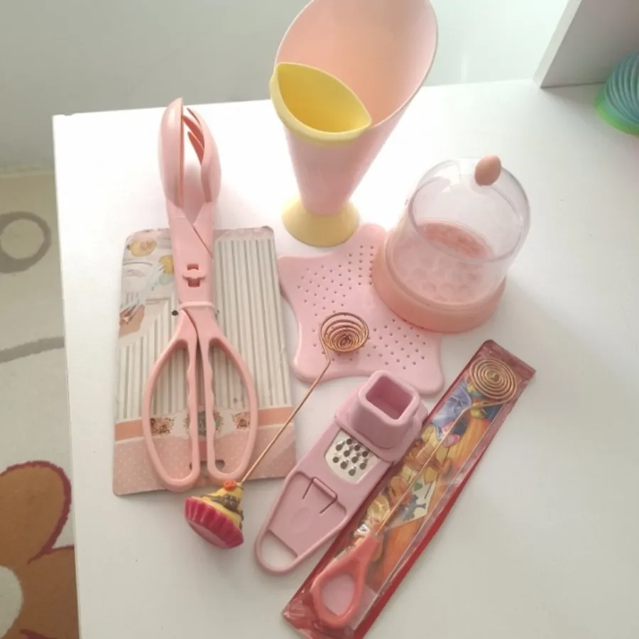 اکسسوری اشپزخانه صورتی