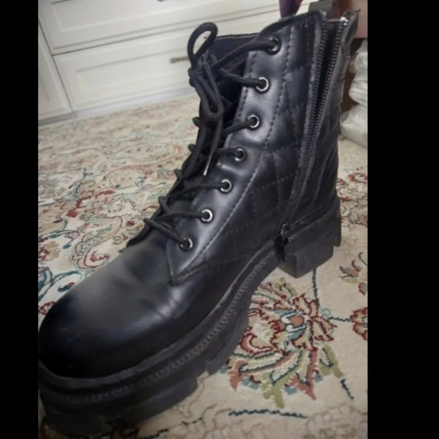 نیم بوت مشکی