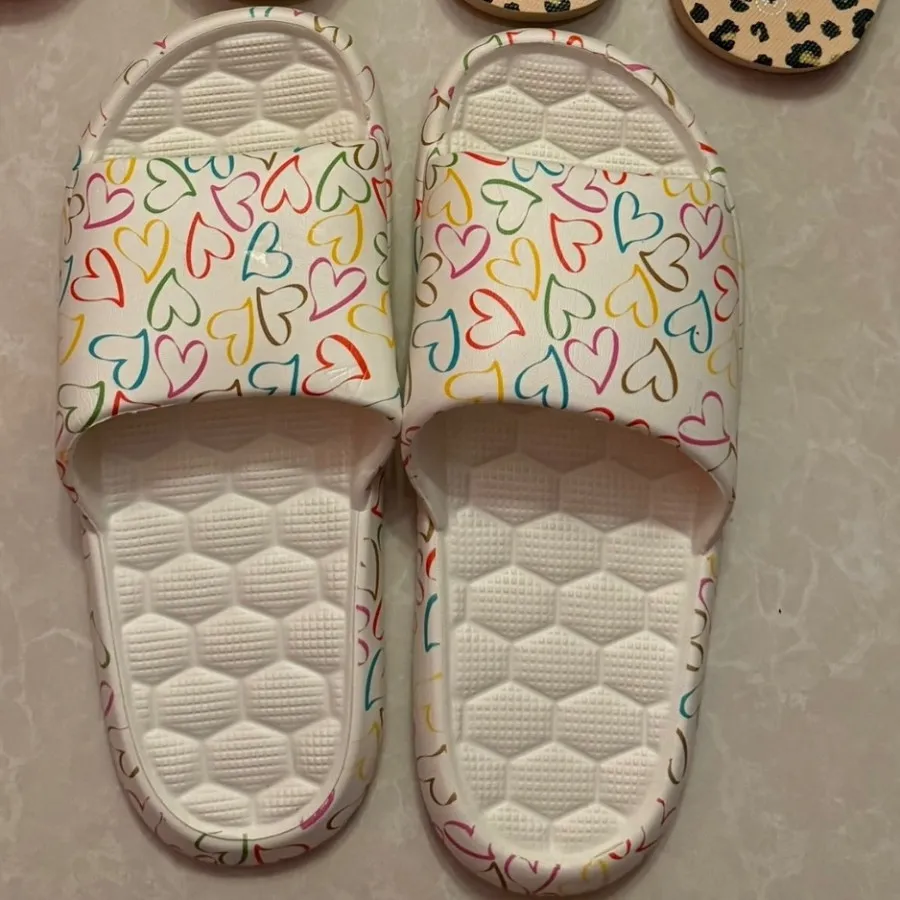 دمپایی قلبی