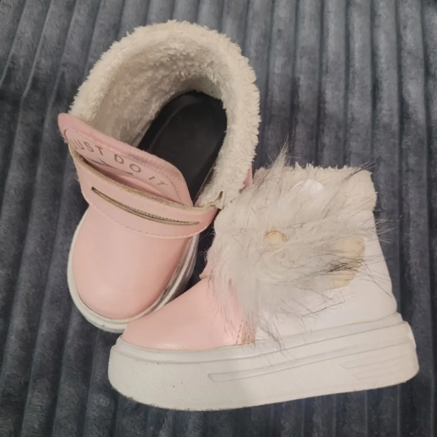 بوت دخترانه