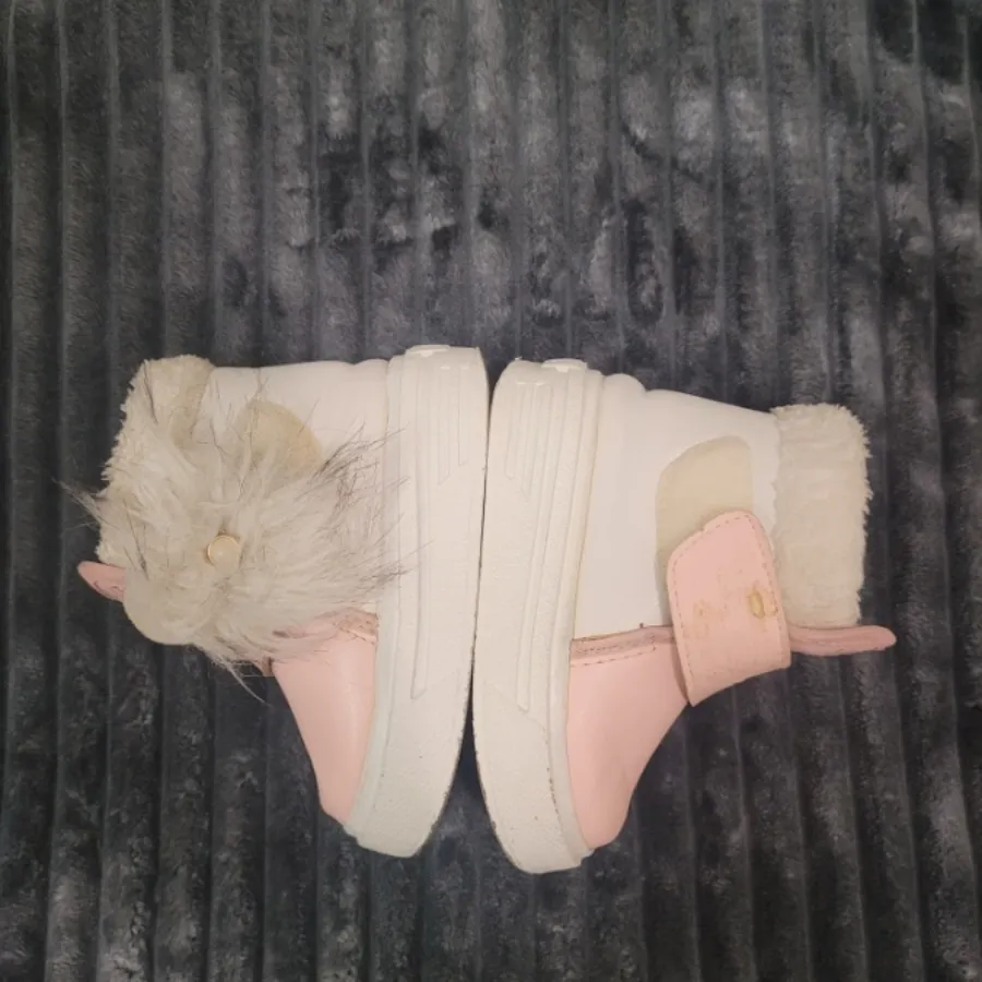 بوت دخترانه