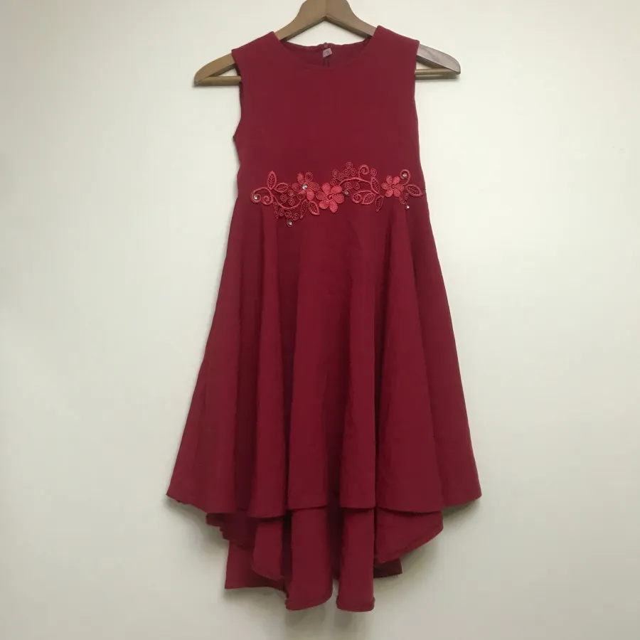 پیراهن قرمز