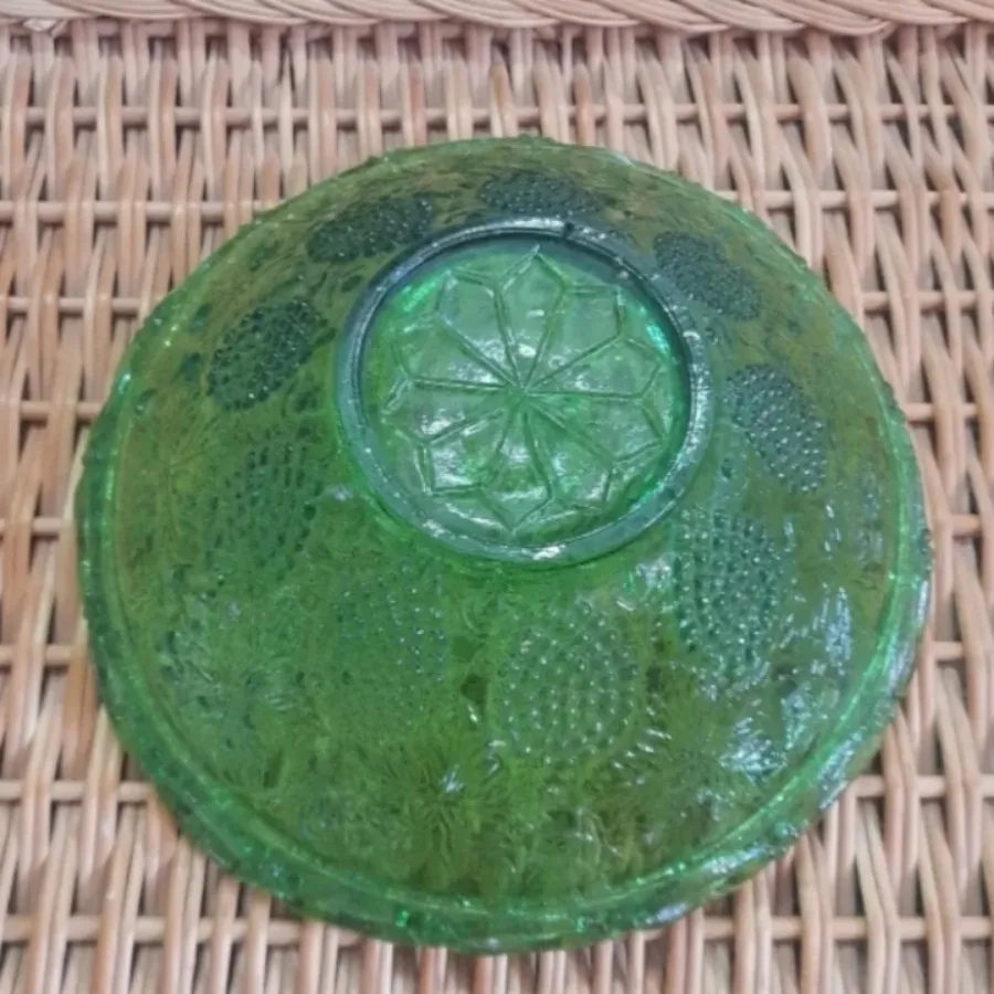 کاسه سبز قدیمی