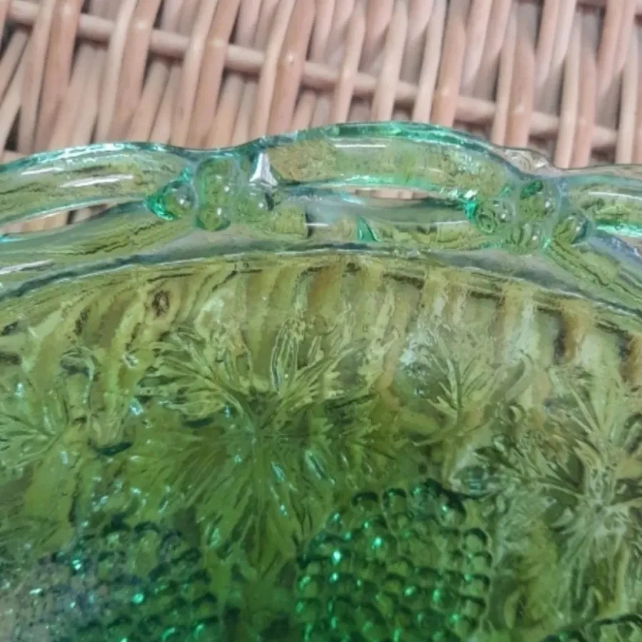 کاسه سبز قدیمی