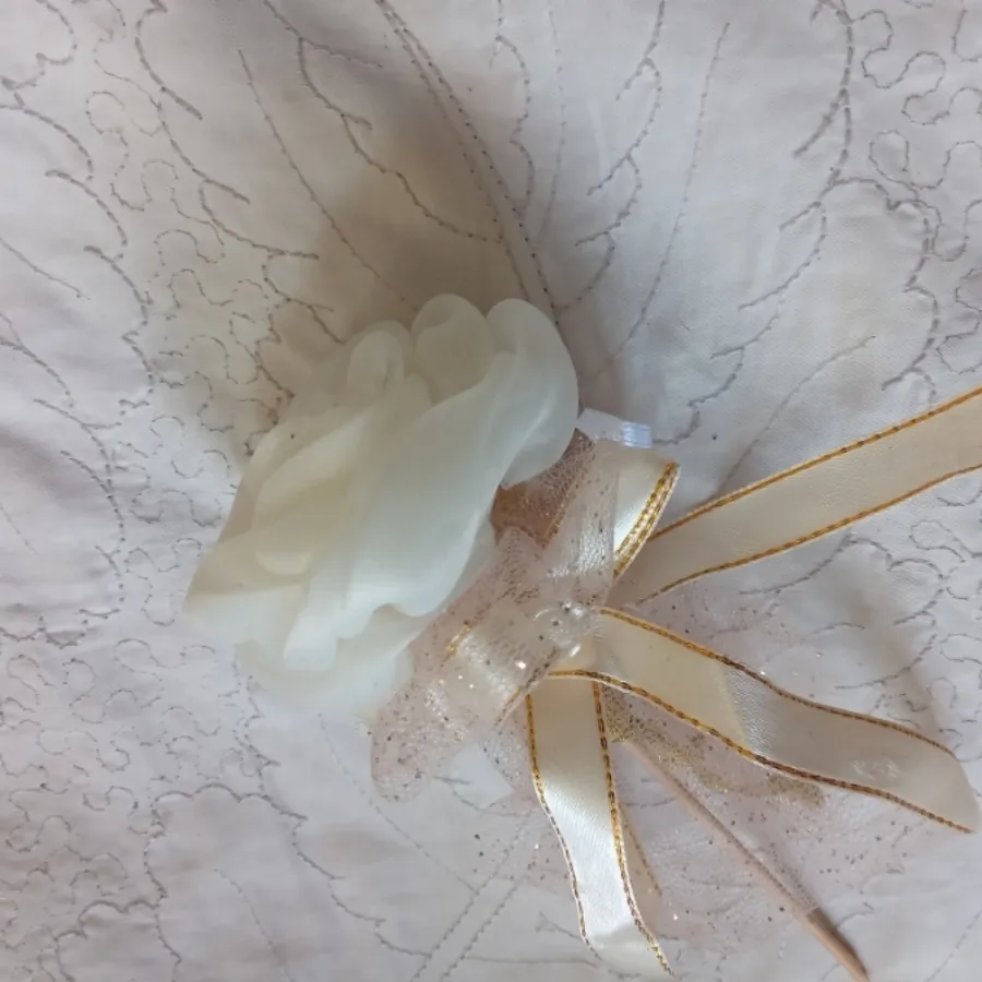 شاخه گل روبانی