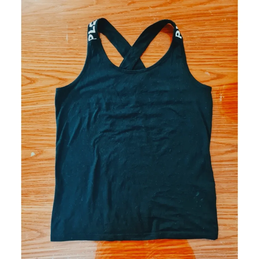 تاپ ورزشی دخترونه