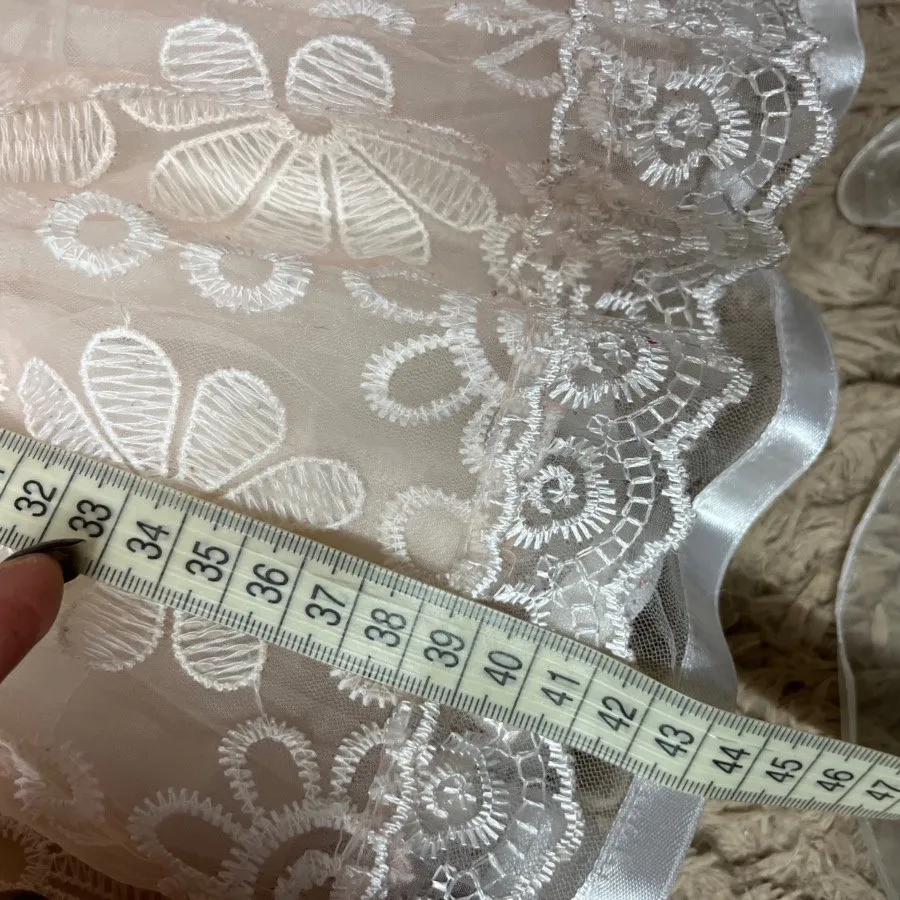 پیراهن نوزادی