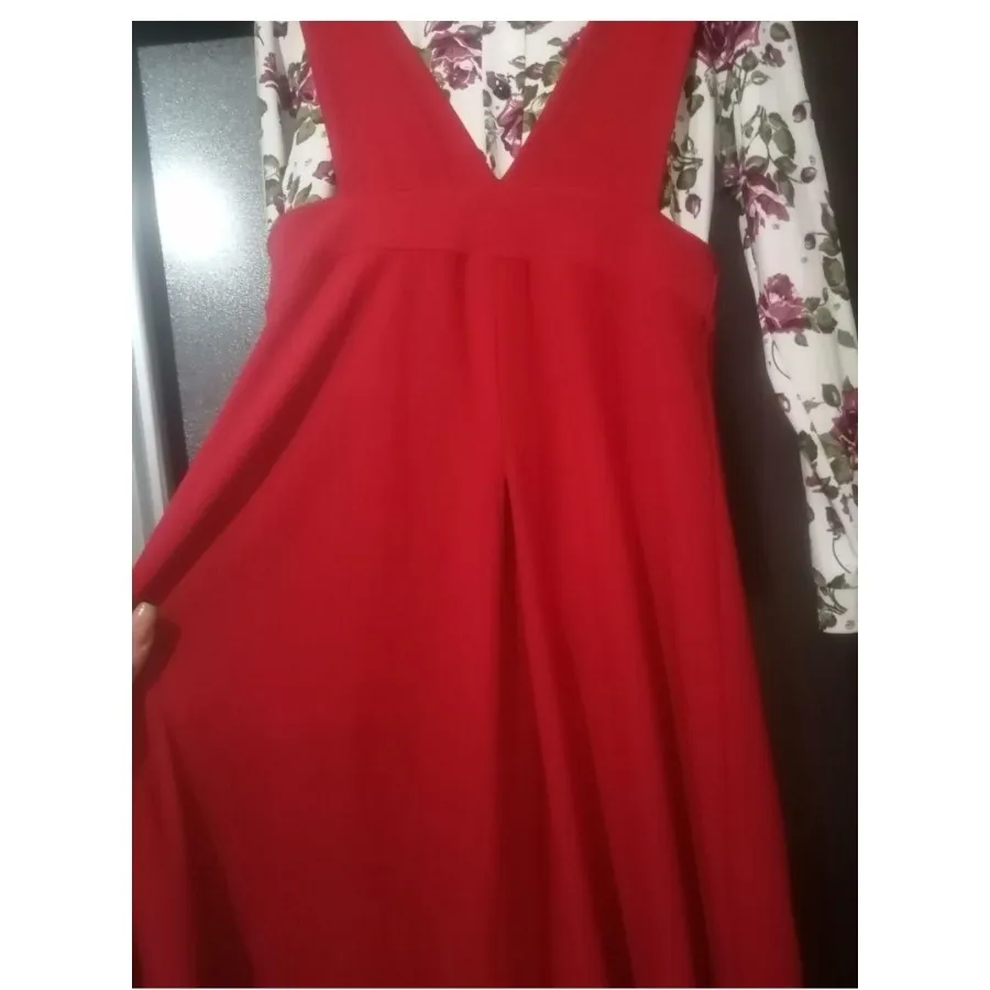 زیر و. رو قرمز