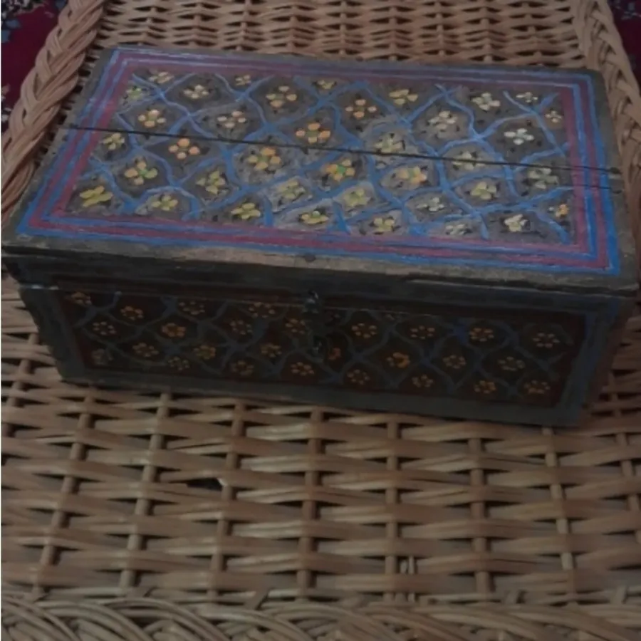 صندوق قدیمی