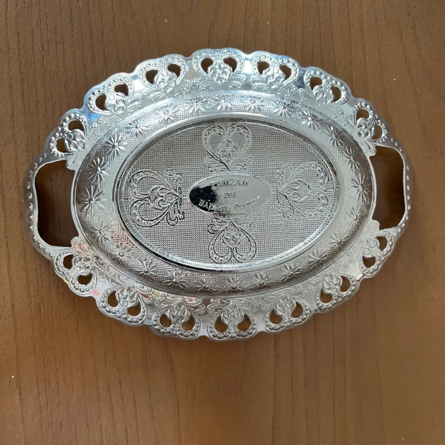 دو تیکه ظرف فلزی کاملا نو