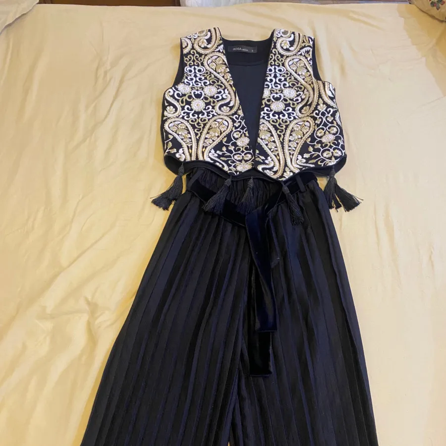 جلیغه و شلوار پلیسه نو