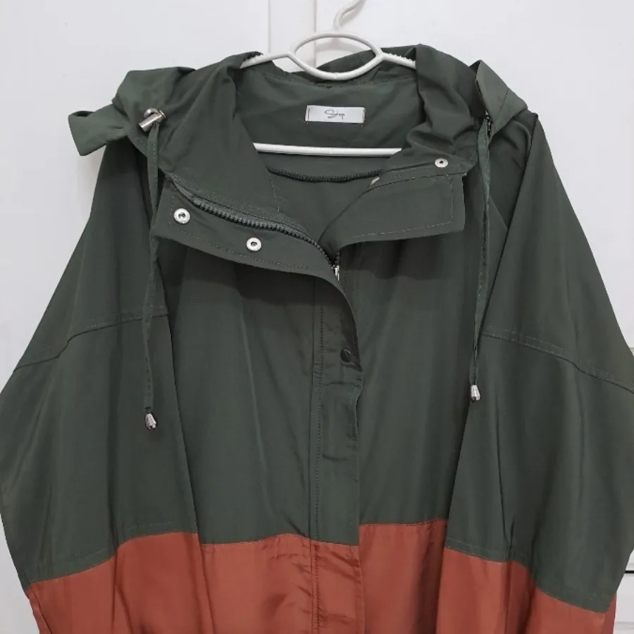 کاپشن یشمی آجری