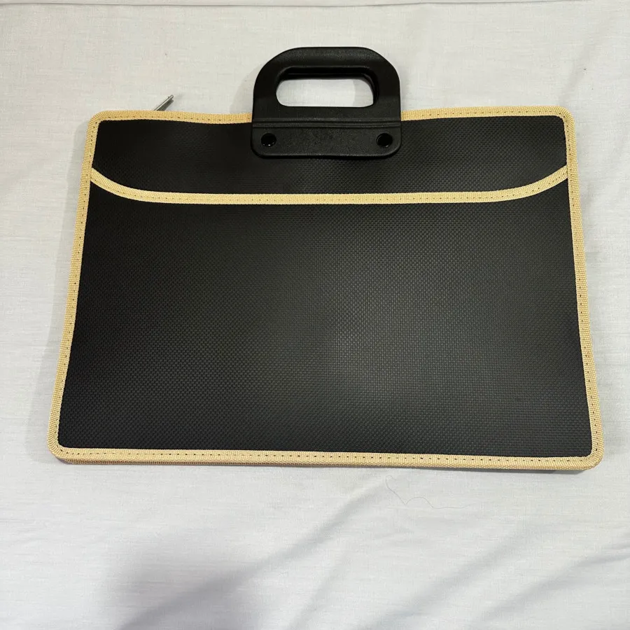 کیف نقشه کشی/دانشگاه