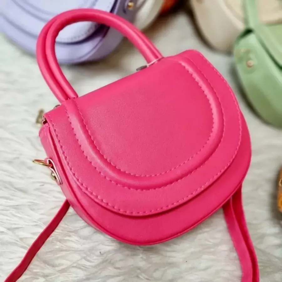 کیف صندوقی صورتی