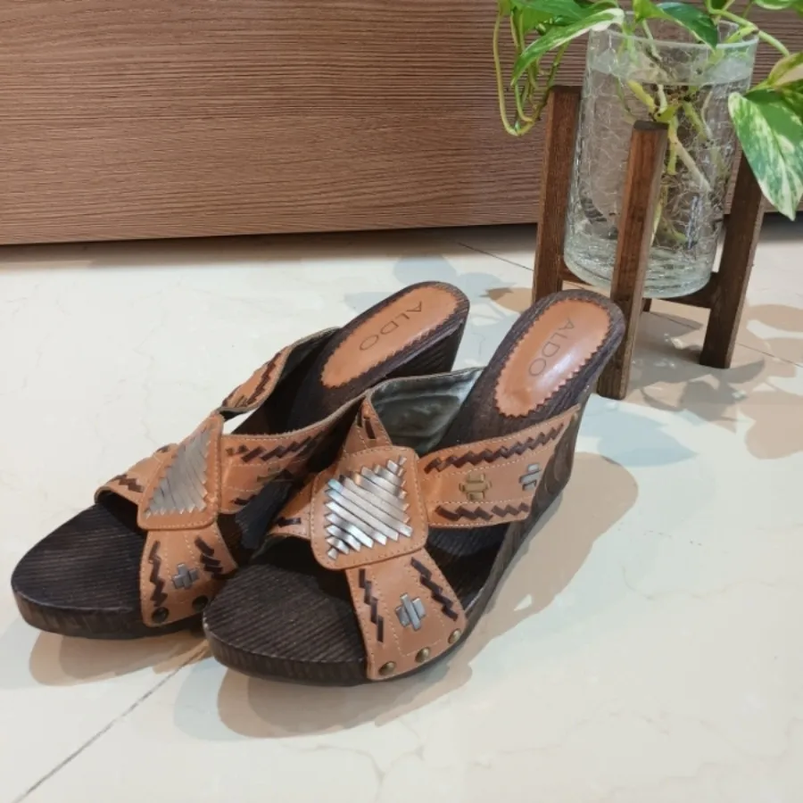 صندل برند آلدو