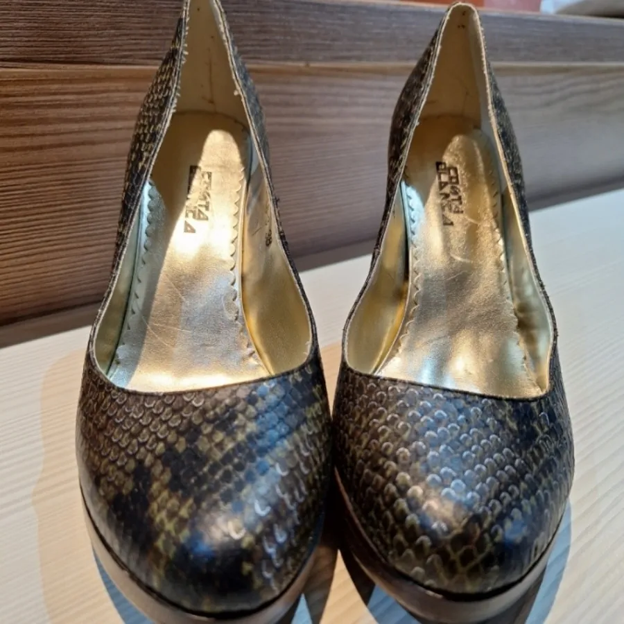 کفش پاشنه دار پوست ماری