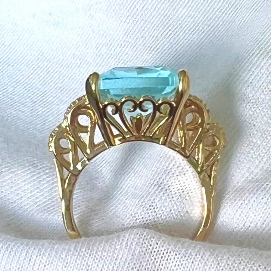 انگشتر سنگ ابی