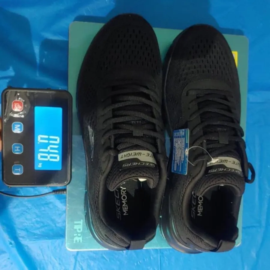 کفش مشکی مردانه اسکیجرز