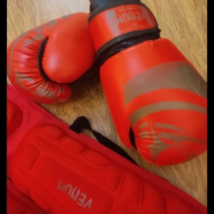 دستکش بوکس و ساق پا XL
