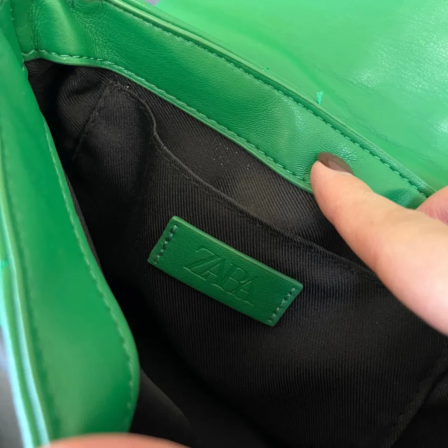 کیف زارا سبز