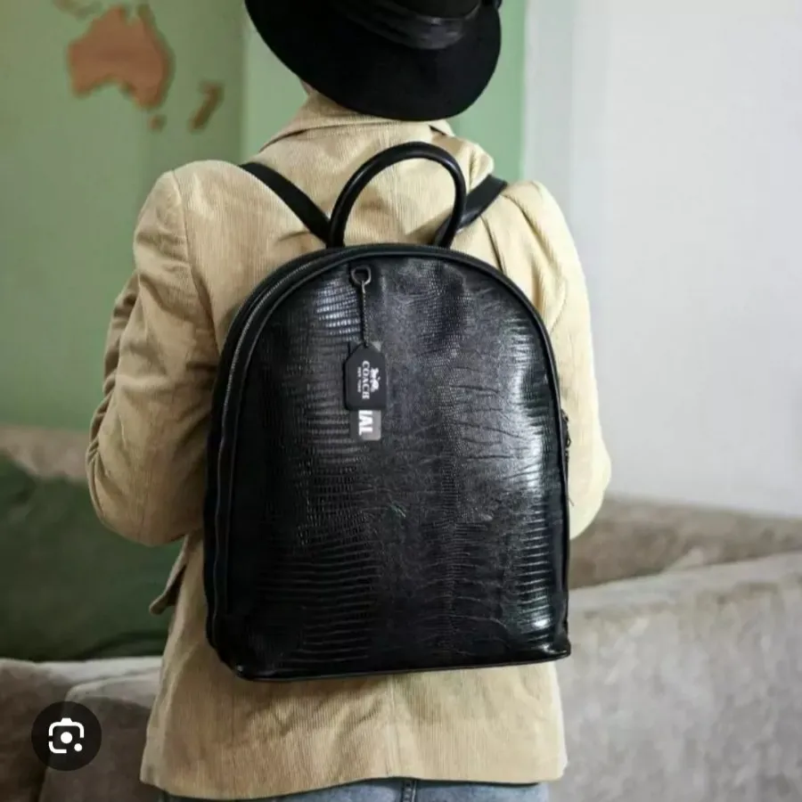 کوله پشتی چرم دو زیپ