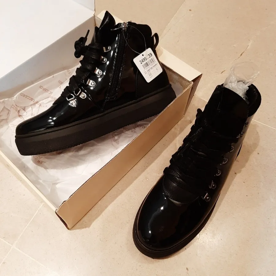 نیم بوت روس شاین‌ تاکاردی