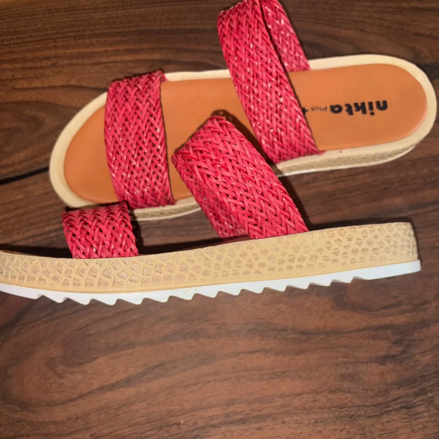 صندل مارک نیکتا