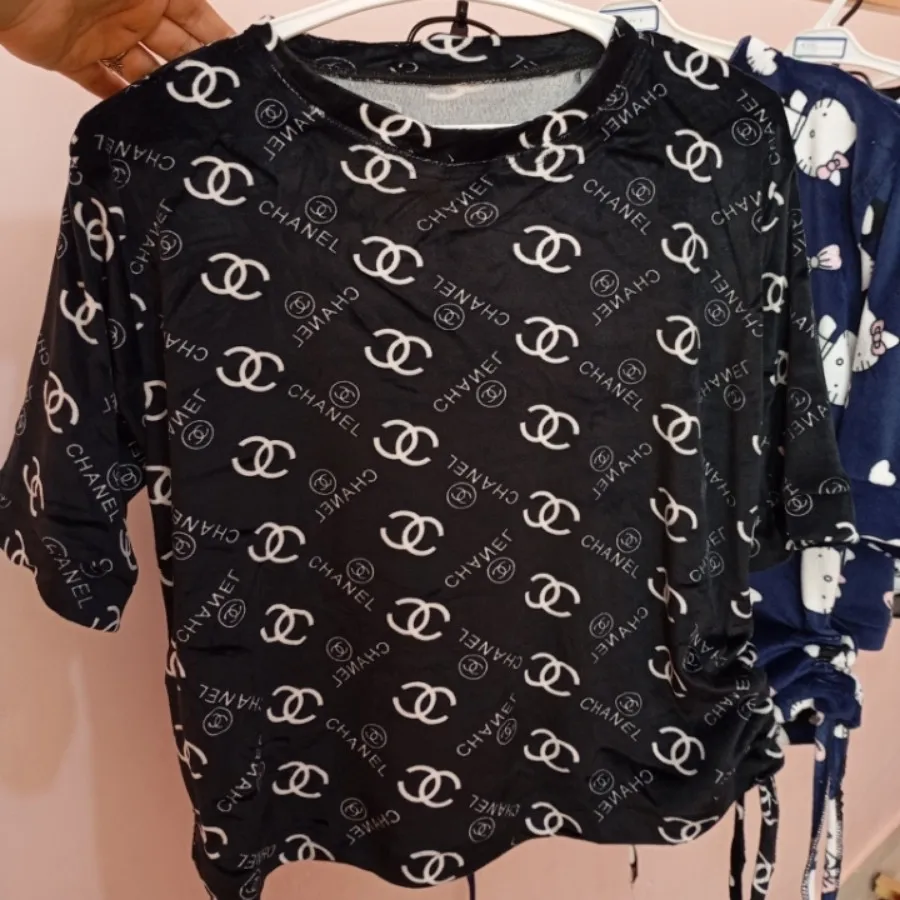 تیشرت کراپ و شورتک