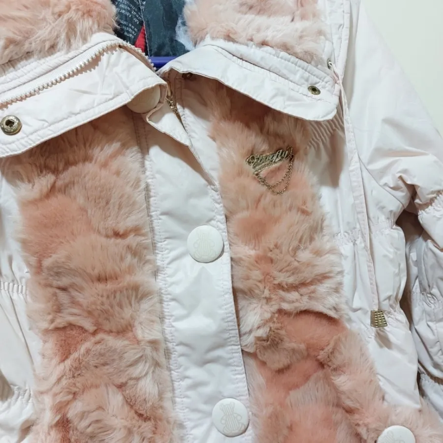 کاپشن یا پافر دخترانه