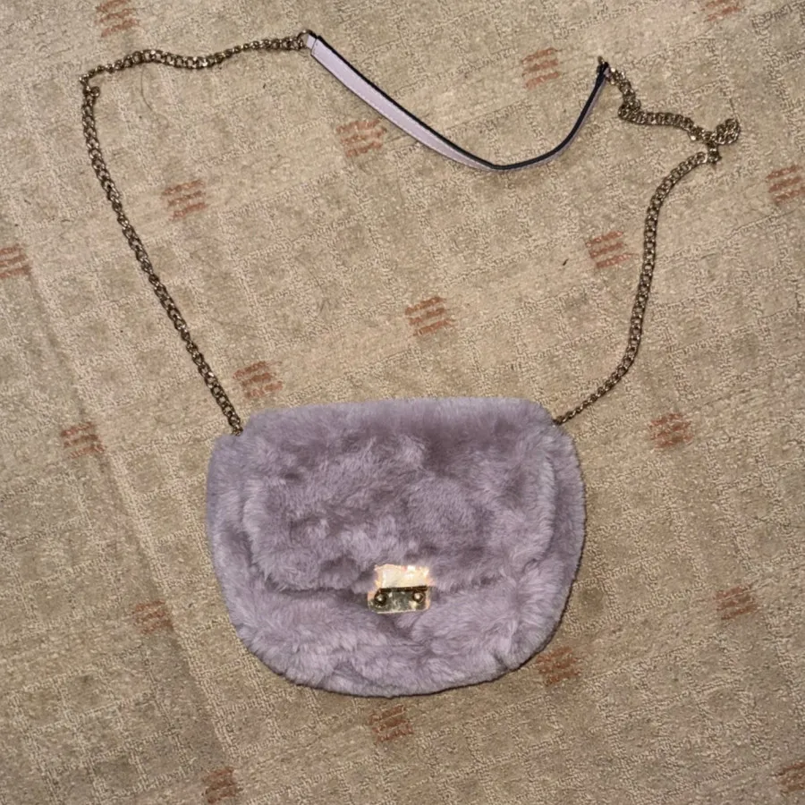 کیف خز اچ اند ام