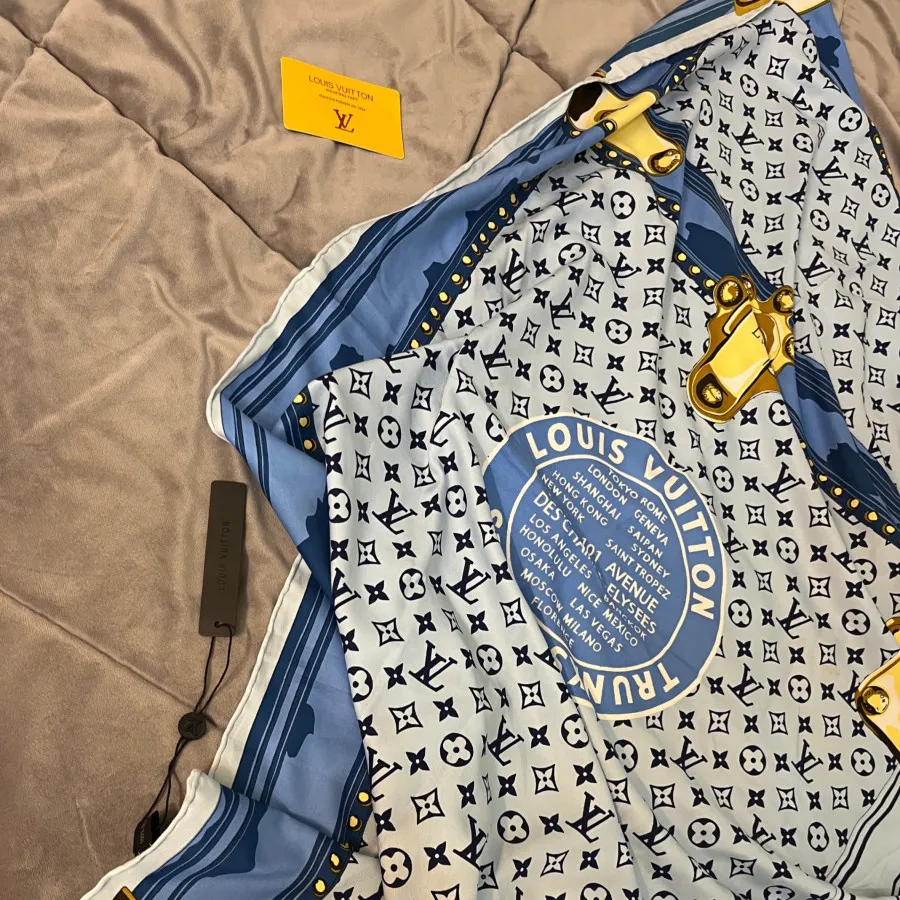 روسری لوکس لویی ویتون