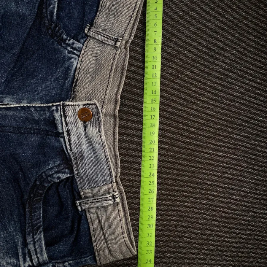 شوارک/شورتک جین زاپدار