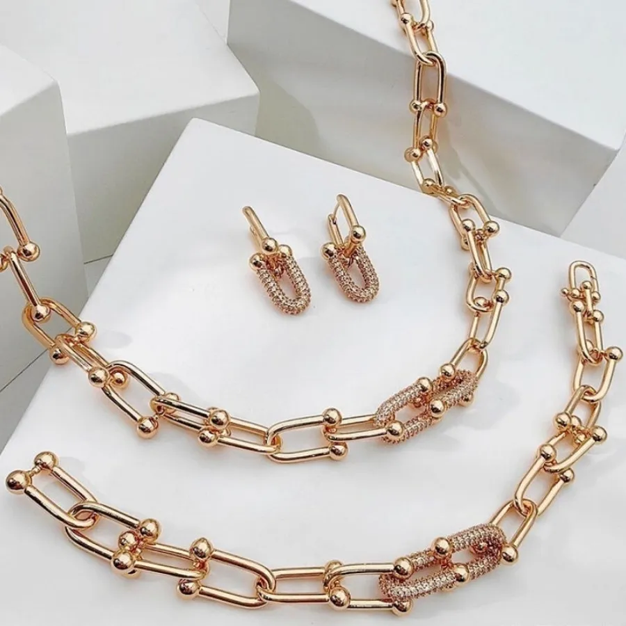 نیمست تیفانی