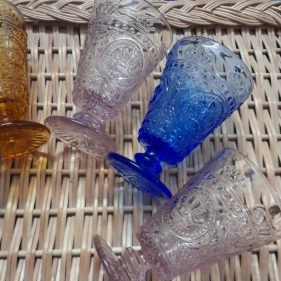 لیوان قدیمی