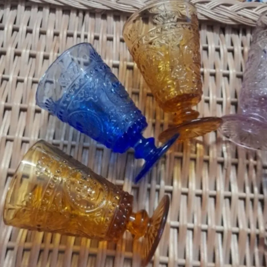 لیوان قدیمی