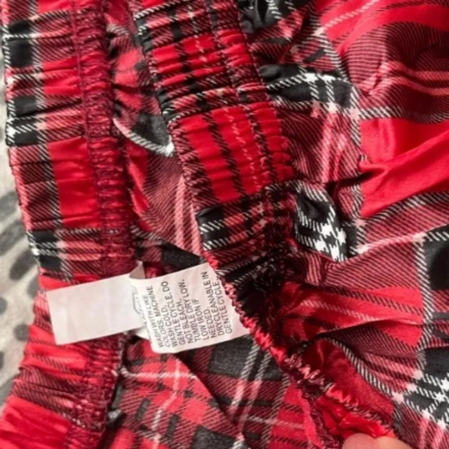 شورتک ساتن چهارخانه