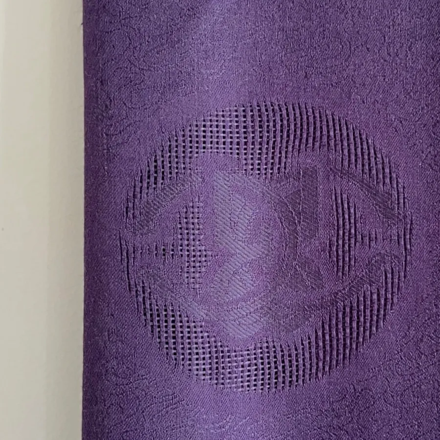 روسری طرح بافت بنفش