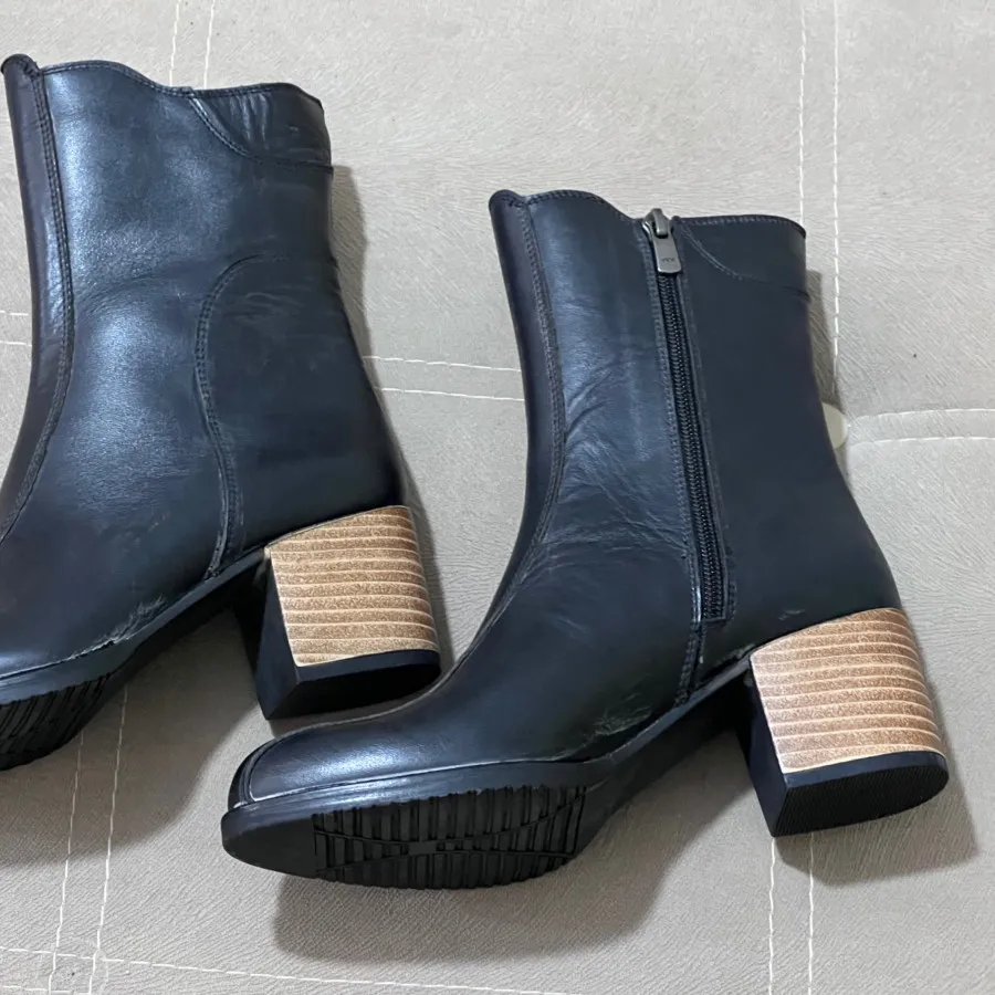 بوت چرم برند کاکتوس