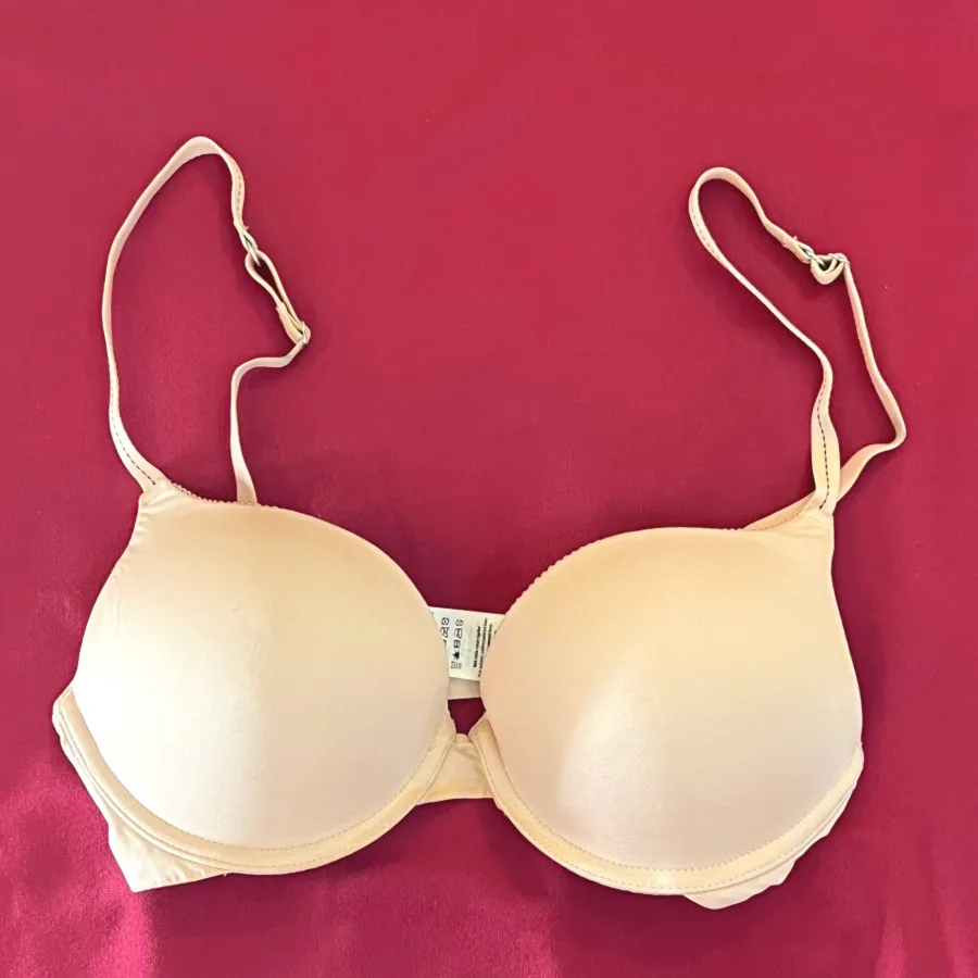 سوتین بزرگ کننده