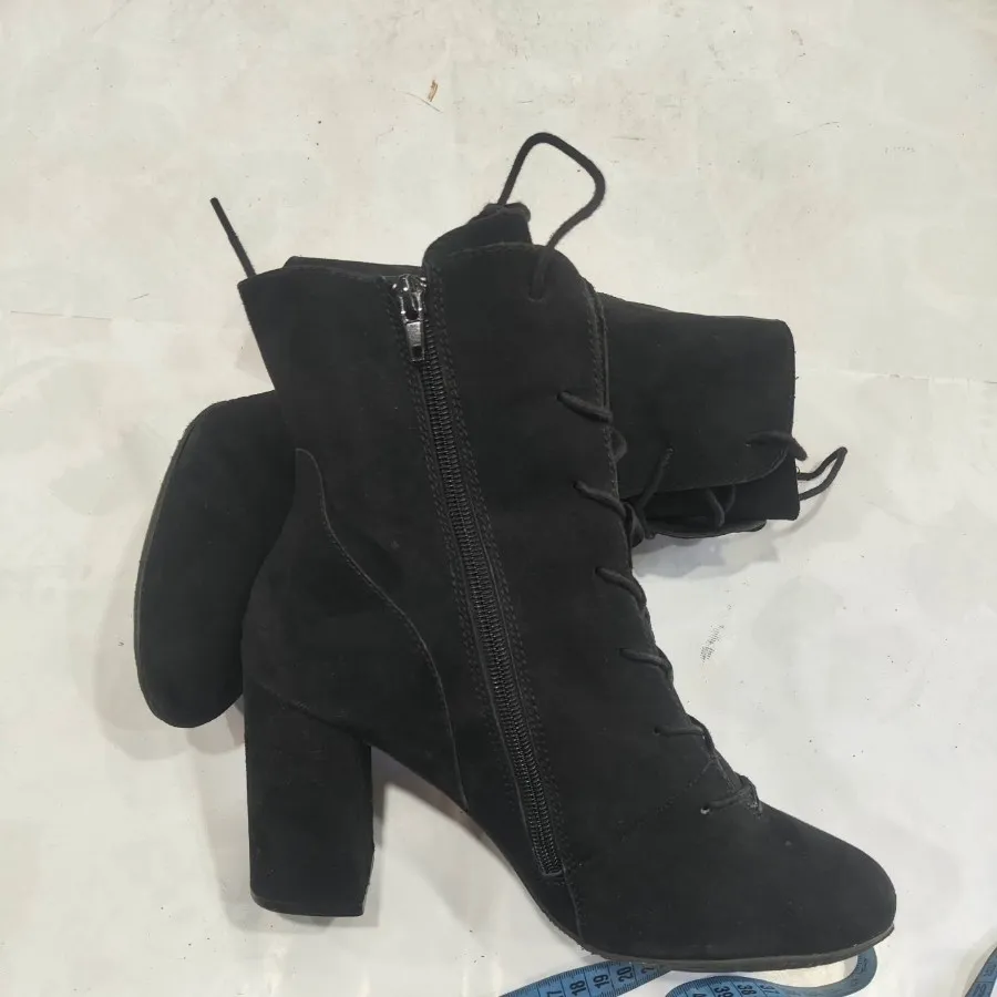 بوت زنانه اورجینال